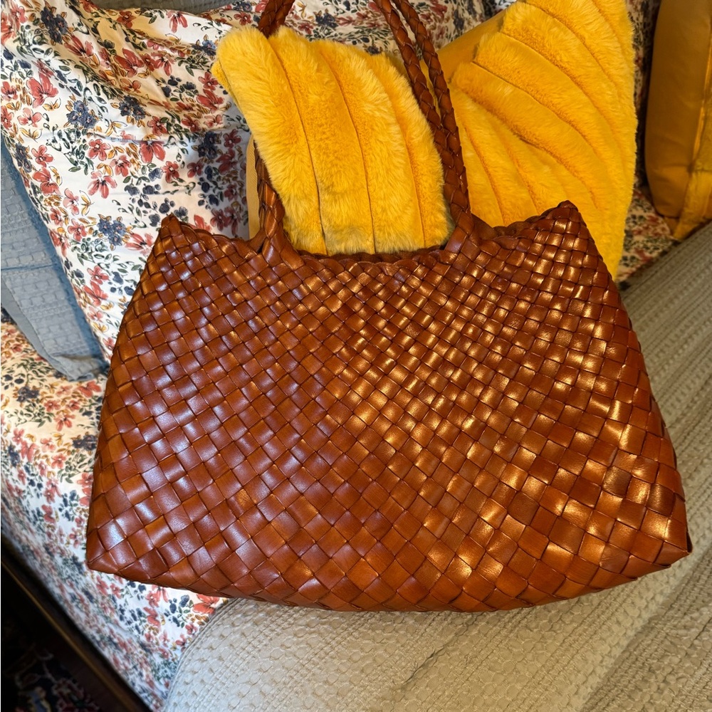 Dragon Diffusion Santa Croce Large Tote Tan